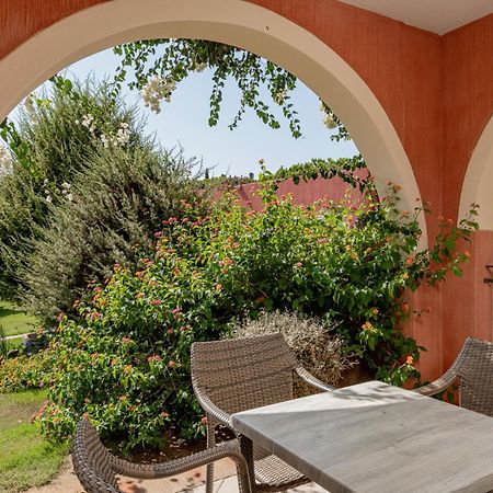 Hotel Mariposas Villasimius Eksteriør bilde